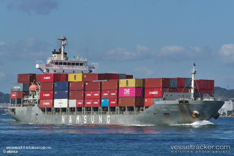 Star-Express - Container Ship vessel registered in South Korea