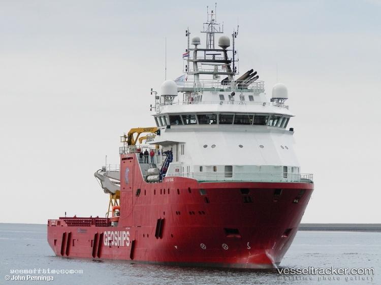 Go-Electra - Well Stimulation Vessel vessel registered in Marshall Islands
