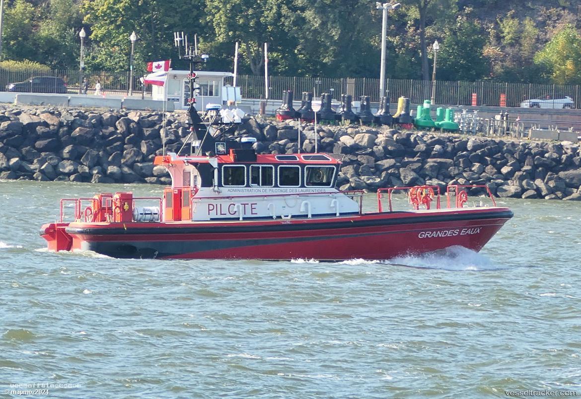 Grandes-Eaux - Pilot Vessel vessel registered in Canada