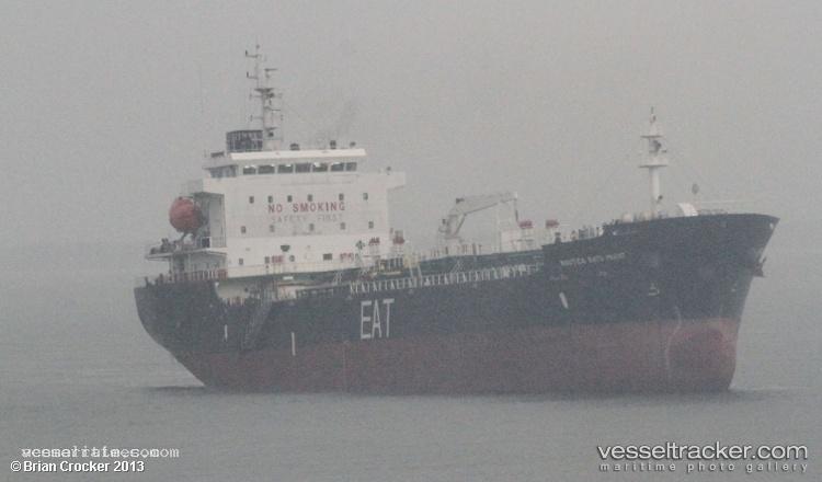 Maruti - Oil Products Tanker vessel registered in Cook Islands