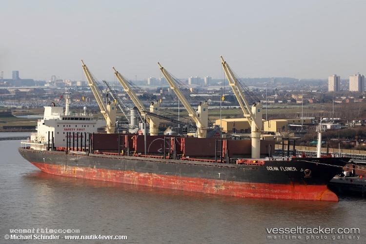 Hsc-New-Lucky - Bulk Carrier vessel registered in Panama