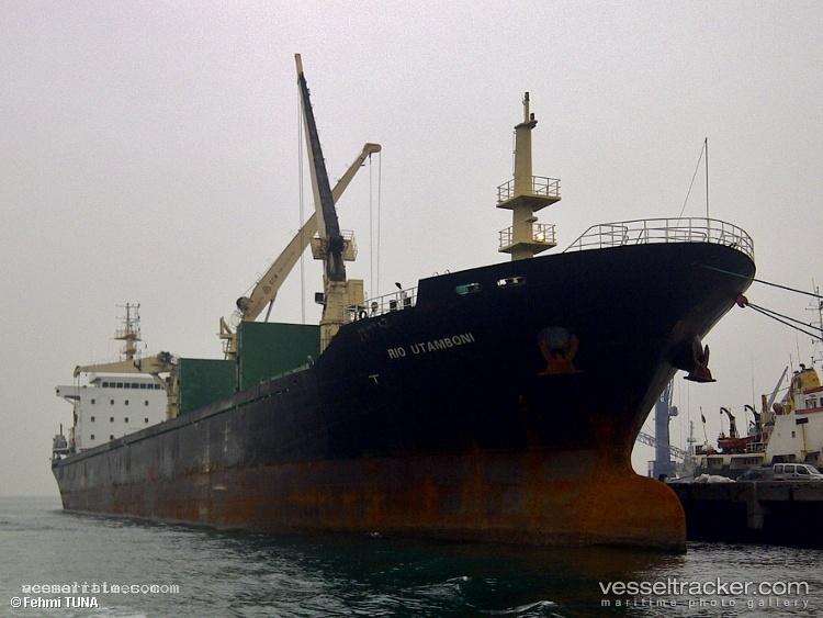 Elong-Elong - Bulk Carrier vessel registered in Barbados