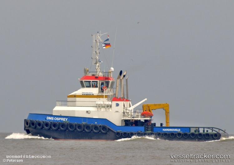E-nine - [tug.offshore_tug_supply] vessel registered in Cyprus