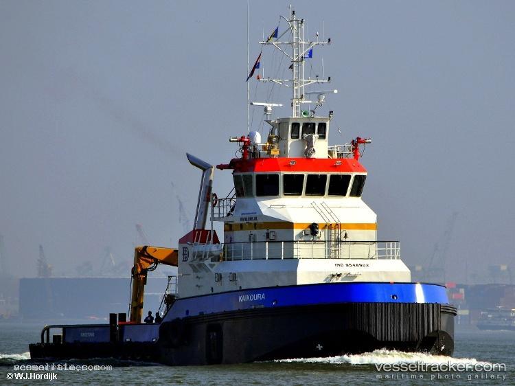 E-three - Pusher Tug vessel registered in Netherlands