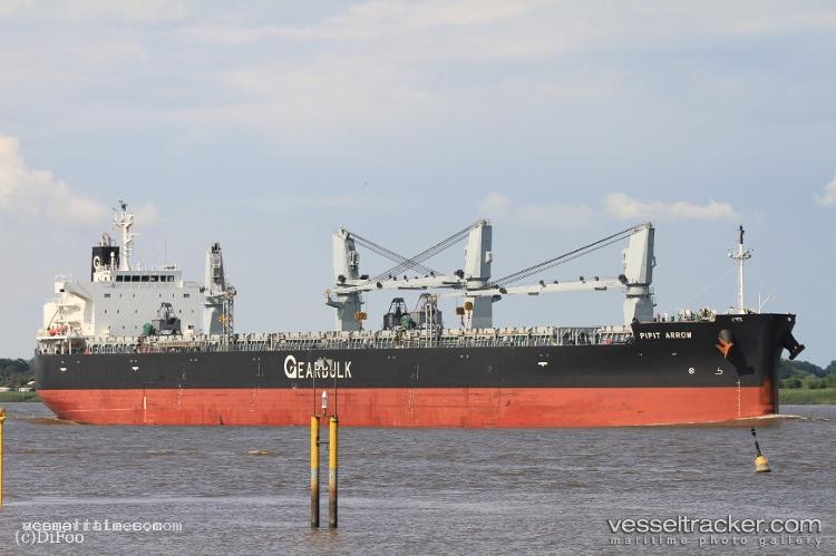 Pipit-Arrow - Bulk Carrier vessel registered in Panama