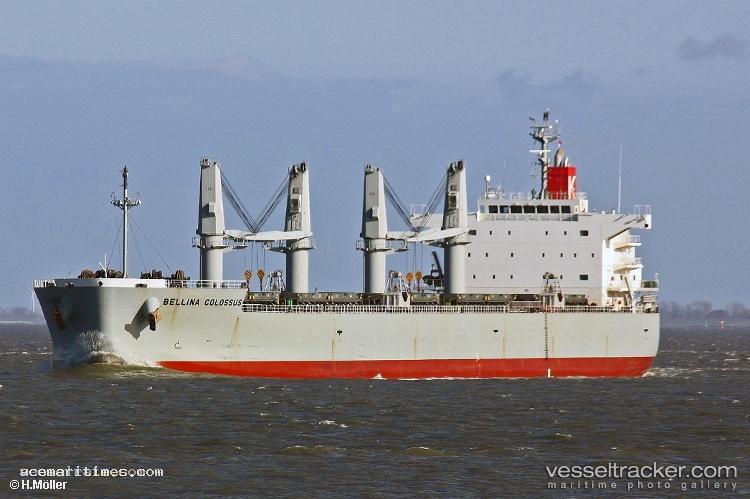 Bellina-Colossus - Bulk Carrier vessel registered in Singapore