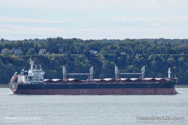 Voyager - Bulk Carrier vessel registered in Portugal