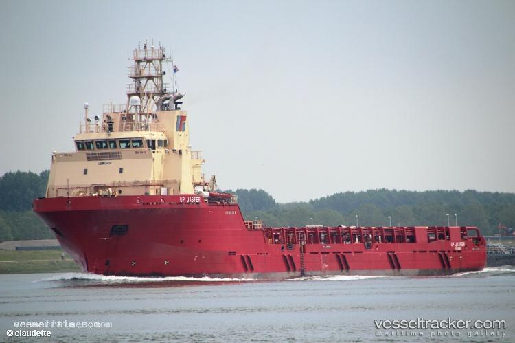 Fs-Aquarius - Offshore Tug Supply Ship vessel registered in United Kingdom