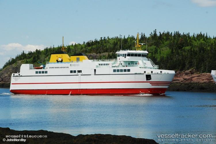 Grandmanan-Adventure - Passenger Ro Ro Cargo Ship vessel registered in Canada