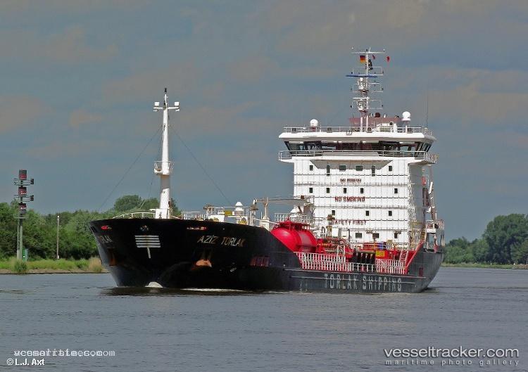 Efe - Chemical Oil Products Tanker vessel registered in Portugal