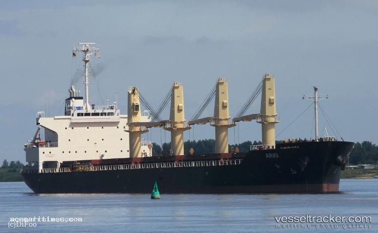 Arki - Bulk Carrier vessel registered in Panama