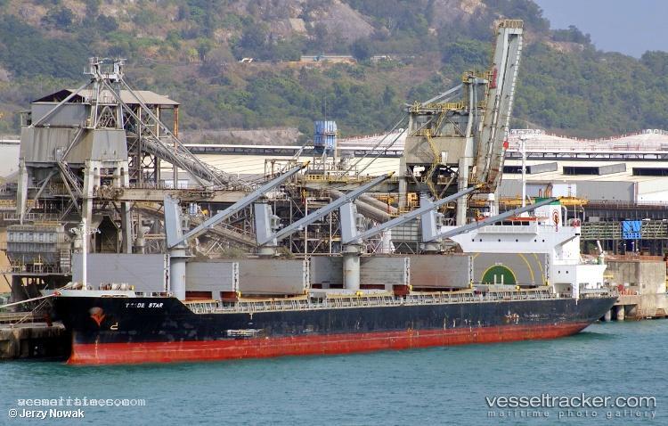 Infinity - Bulk Carrier vessel registered in Panama