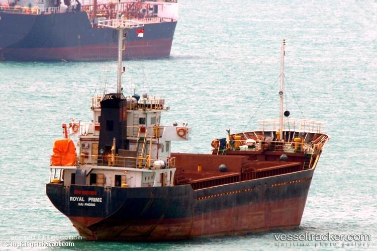 Khoi-Nguyen-09 - Bulk Carrier vessel registered in Vietnam