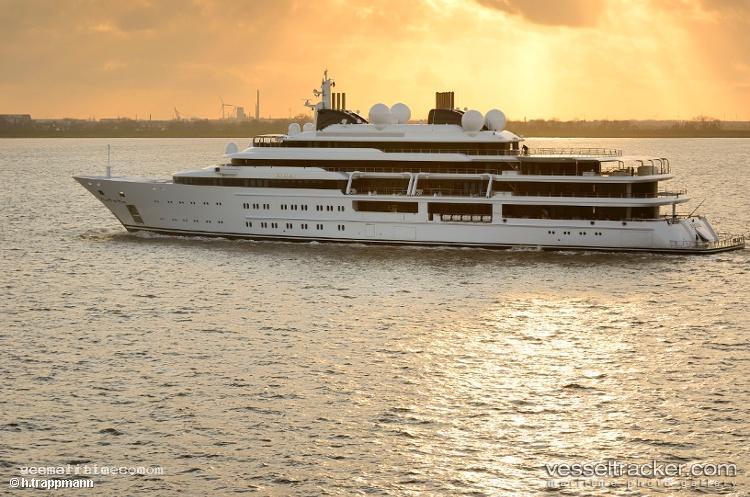 Katara - Service Ship vessel registered in Qatar