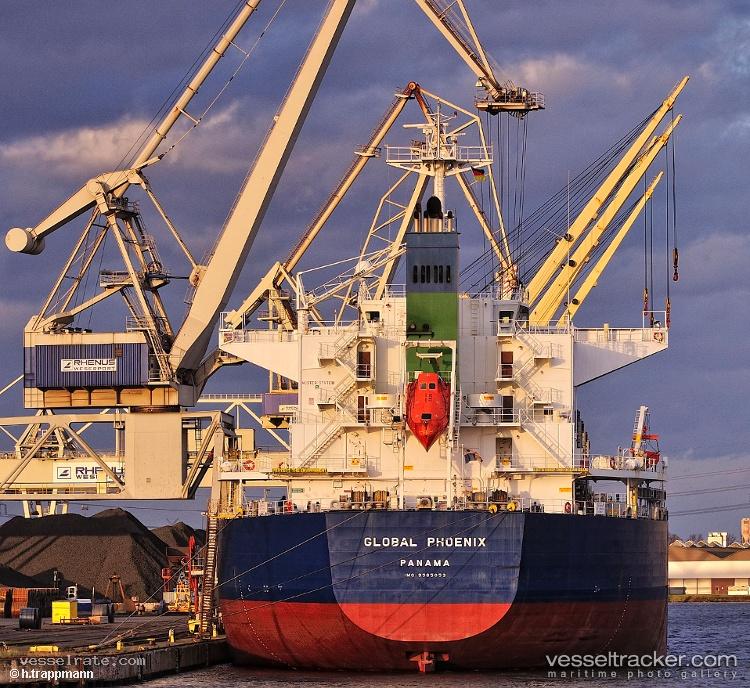 Bold-Voyager - Bulk Carrier vessel registered in Panama