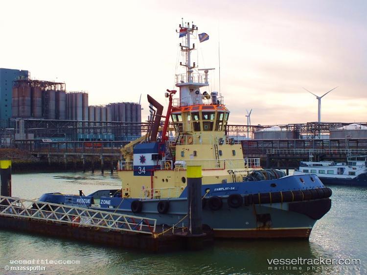 Fairplay-34 - [tug.offshore_tug_supply] vessel registered in Germany