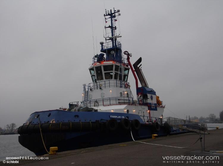 Fairplay-35 - Tug