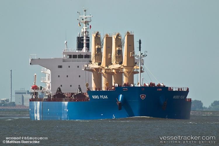 Sv-Arista - Bulk Carrier vessel registered in Singapore