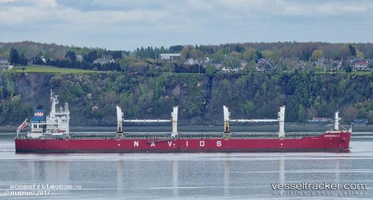 Mike-Thomas - Bulk Carrier vessel registered in Portugal