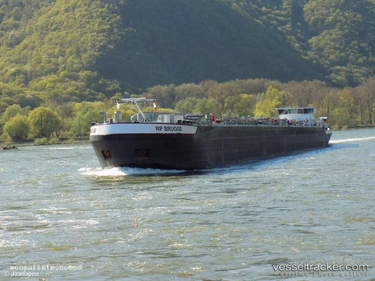 Rp-Brugge - Chemical Oil Products Tanker vessel registered in Switzerland