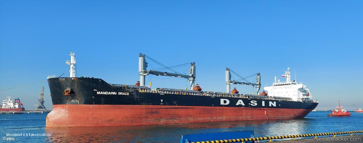 Van-Infinity - Bulk Carrier vessel registered in Liberia