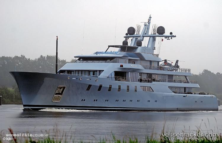 Pacific-X - Service Ship