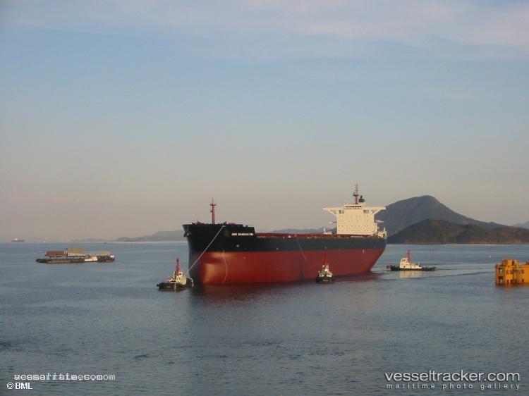 Solar-Glory - Bulk Carrier vessel registered in Hong Kong