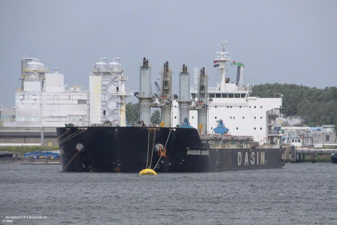 Mandarin-Singapore - Bulk Carrier vessel registered in Singapore