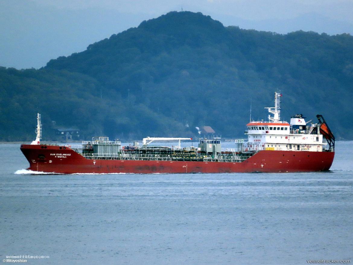 Sun-Edelweiss - Chemical Oil Products Tanker vessel registered in Marshall Islands