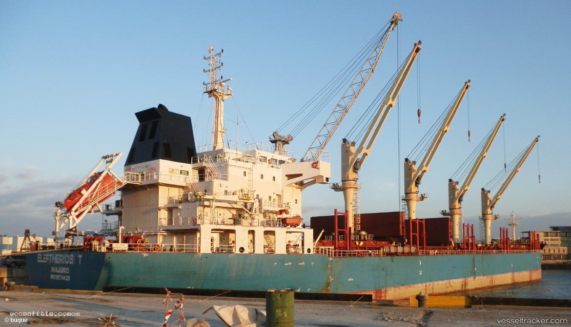 Lady-Litel - Bulk Carrier vessel registered in Bahamas