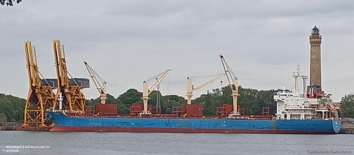 Stelios-T - Bulk Carrier vessel registered in Marshall Islands