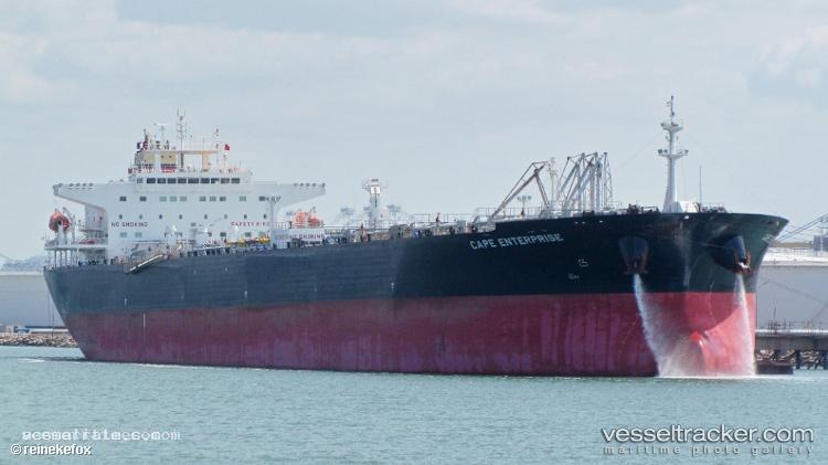 Luzon-Spirit - Crude Oil Tanker vessel registered in Bahamas