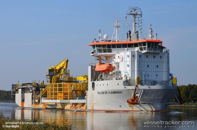 Willem-De-Vlamingh - Service Ship