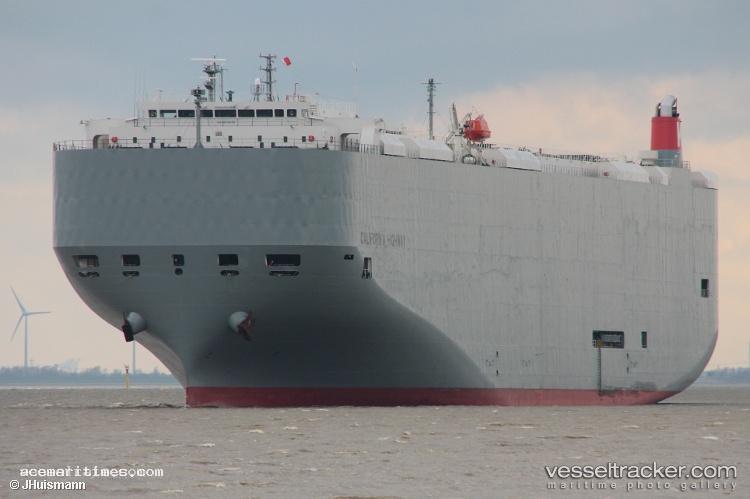 California-Highway - Vehicles Carrier vessel registered in Panama