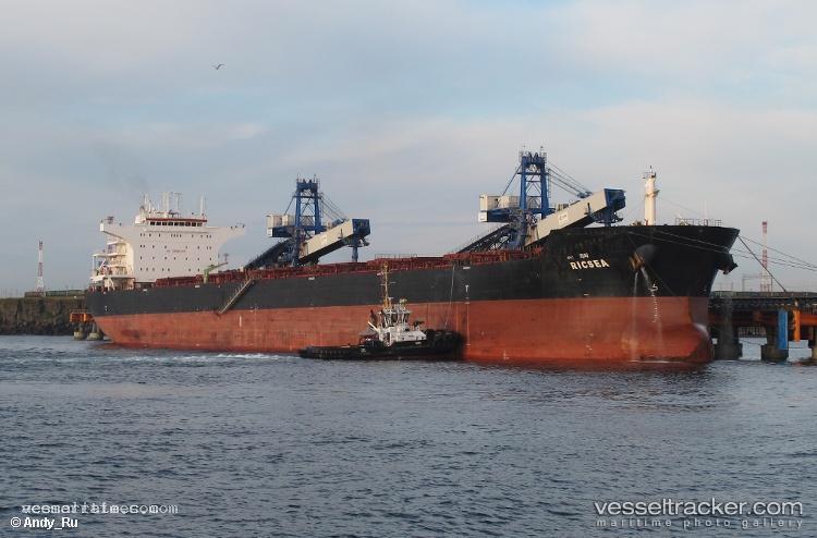 Ricsea - Bulk Carrier vessel registered in Marshall Islands