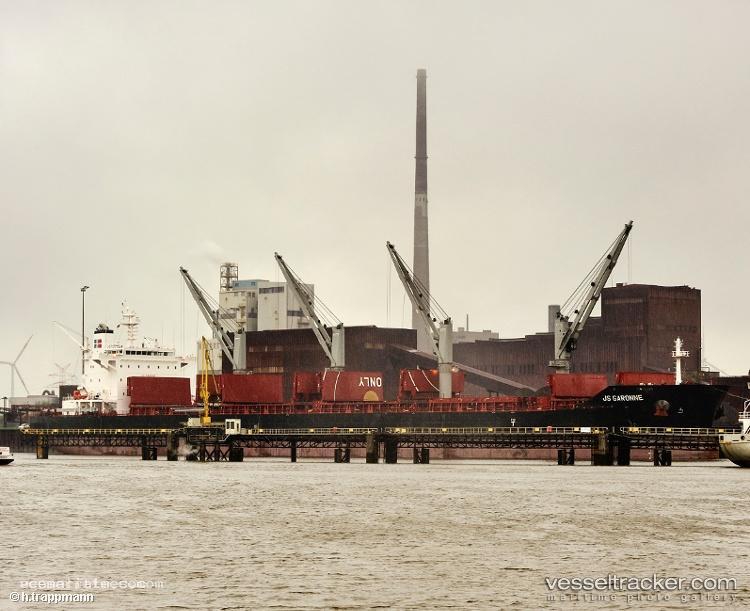 Star-Stonington - Bulk Carrier vessel registered in Liberia