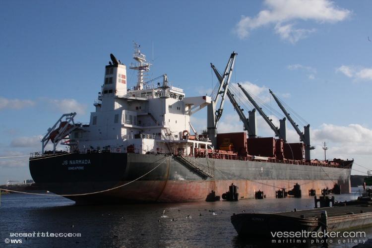 Groton-Eagle - Bulk Carrier vessel registered in Marshall Islands