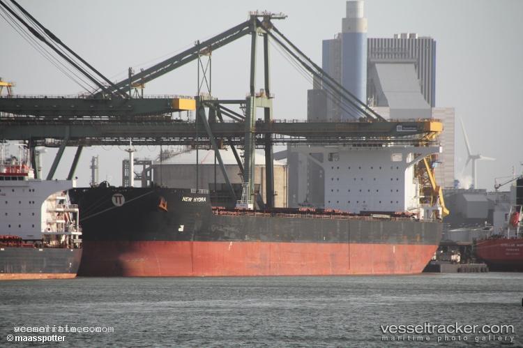 New-Hydra - Bulk Carrier vessel registered in Panama