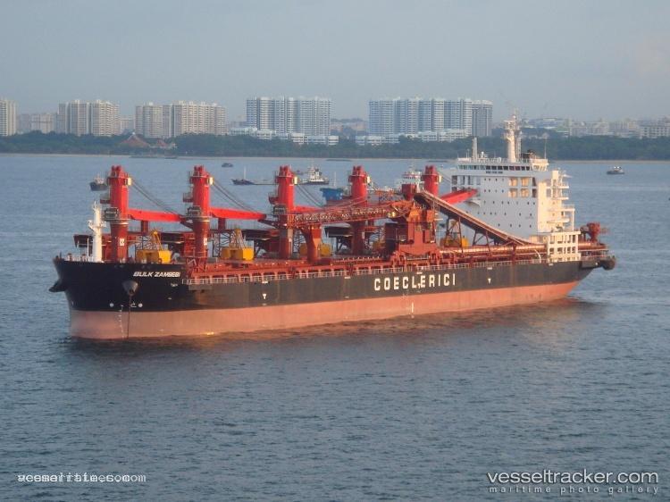 Rt-Leo - Self Discharging Bulk Carrier vessel registered in Liberia