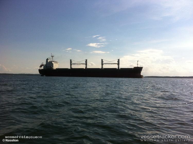 Laker - Bulk Carrier vessel registered in Panama