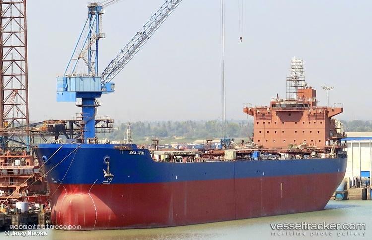 Eldora - Bulk Carrier vessel registered in Panama