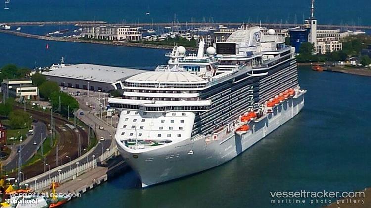 Royal-Princess - Cruise Ship vessel registered in Bermuda