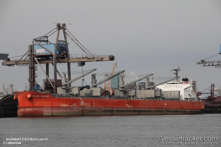 Global-Success - Bulk Carrier vessel registered in Panama