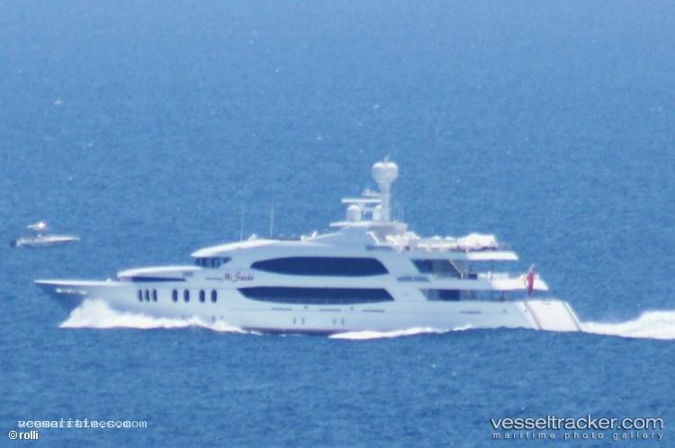 Skyfall - Service Ship vessel registered in Cayman Islands