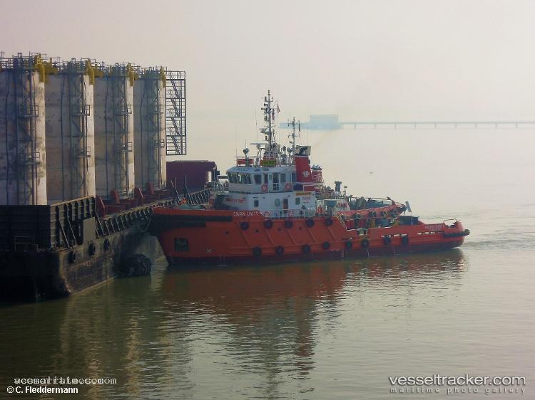 Ewan-Unity - Tug vessel registered in Singapore