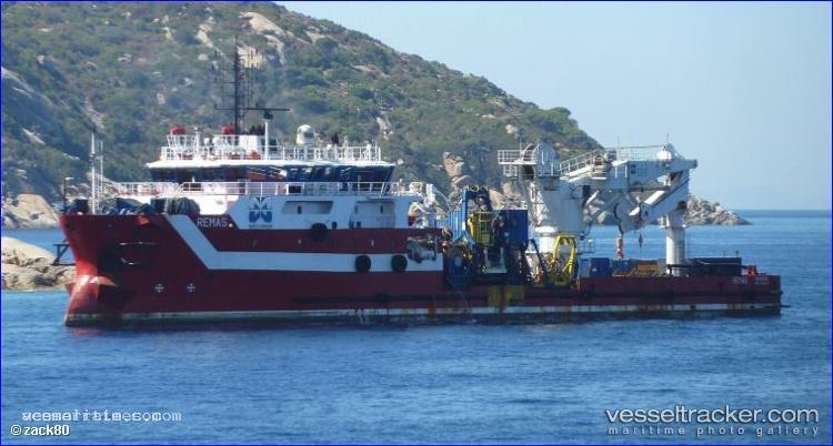 Remas - Offshore Tug Supply Ship vessel registered in Italy