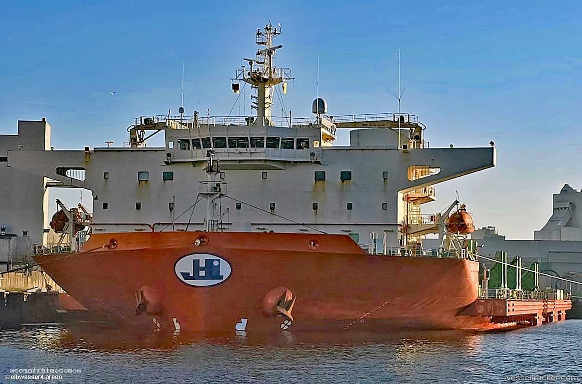 Mega-Caravan-2 - Heavy Load Carrier vessel registered in South Korea