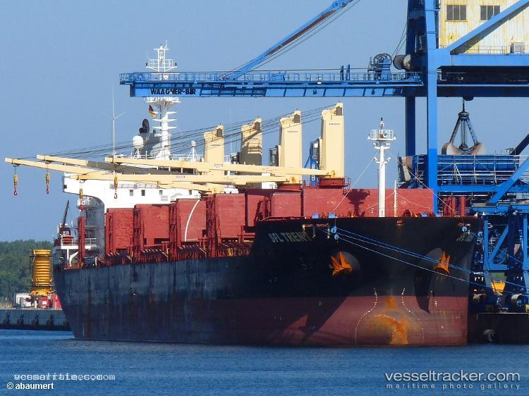 Clipper-Trent - Bulk Carrier vessel registered in Marshall Islands