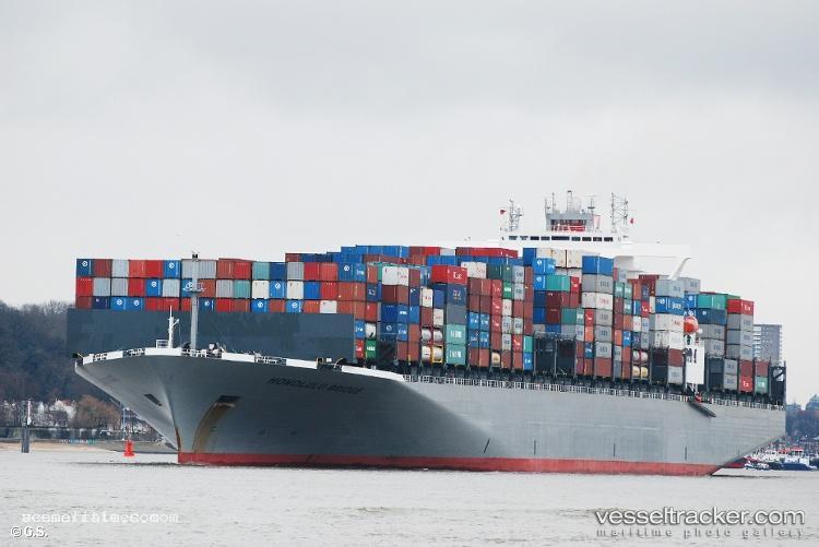One-Honolulu - Container Ship vessel registered in Japan