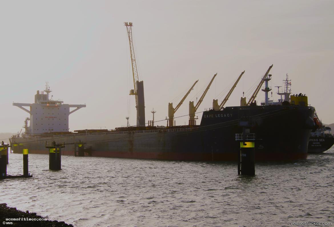 Cape-Legacy - Bulk Carrier vessel registered in Marshall Islands